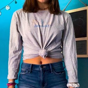 grey NIKE long-sleeve tee